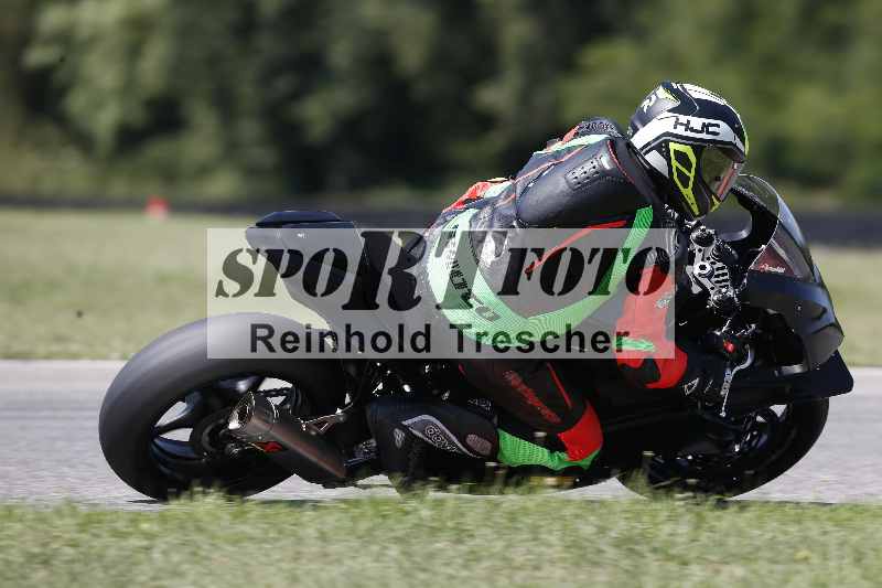/44 09.08.2025 Plüss Moto Sport ADR/Freies Fahren/404
